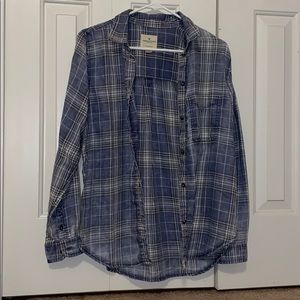 American Eagle Blue boyfriend flannel SIZE M